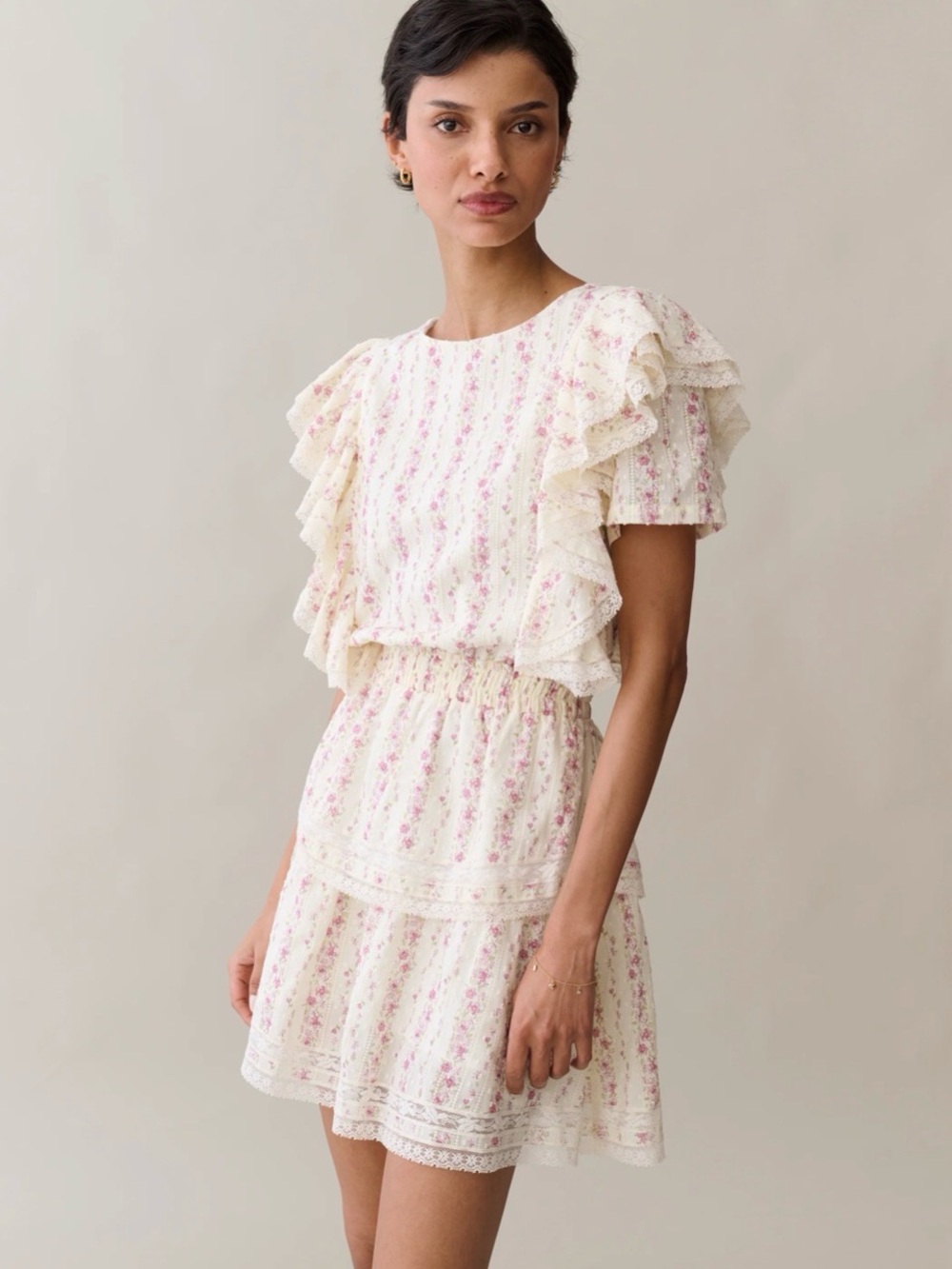 Floral Ruffle Sleeve Mini Dress in Cream and Lavender